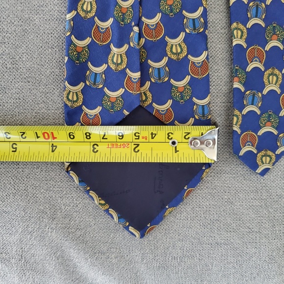 Ferragamo vintage tie - Picture 5 of 5
